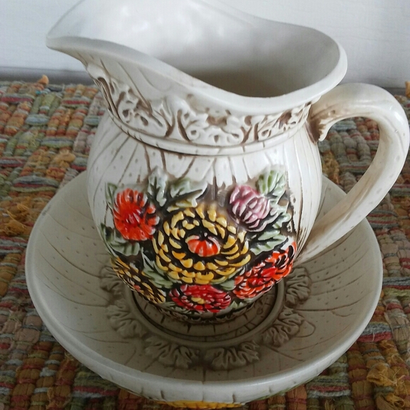 Other - VTG Pitcher And Bowl Set